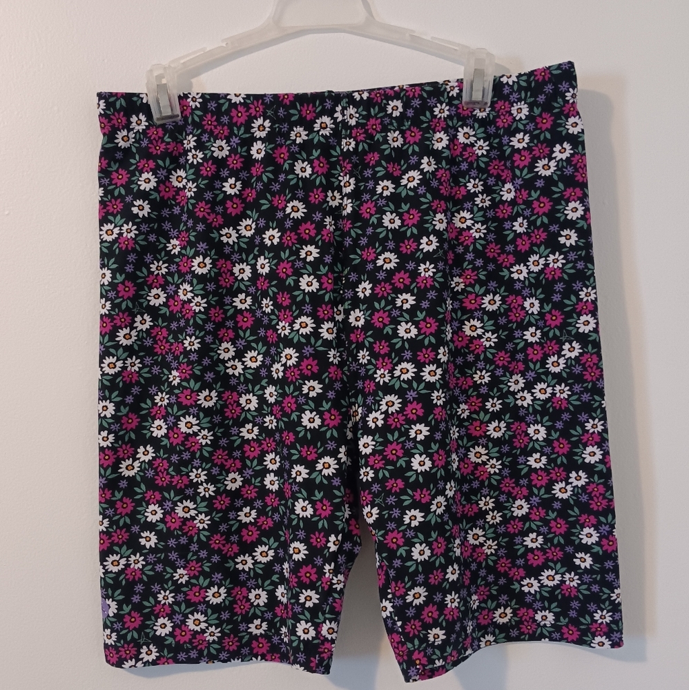 2 For 25$ Pink and White Floral Bike Shorts